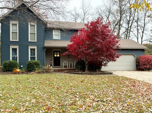 4221 Bunker Ln, Stow, OH 44224