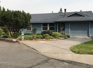 1144 NE Hollinshead Ct, Bend, OR 97701