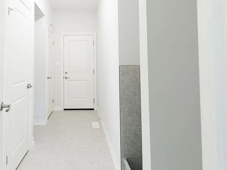 3602 Carolina Ct — Photo 7