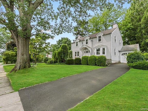 2nd image of 128 RALPH Avenue