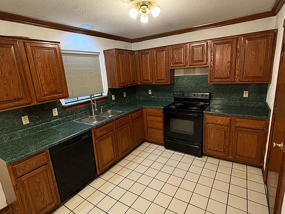 2nd image of 12908 Carrie Ct