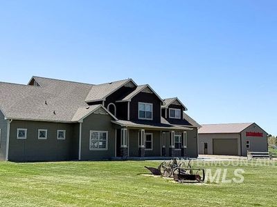 9013 W Cambridge Ct, Hammett, ID, 83627