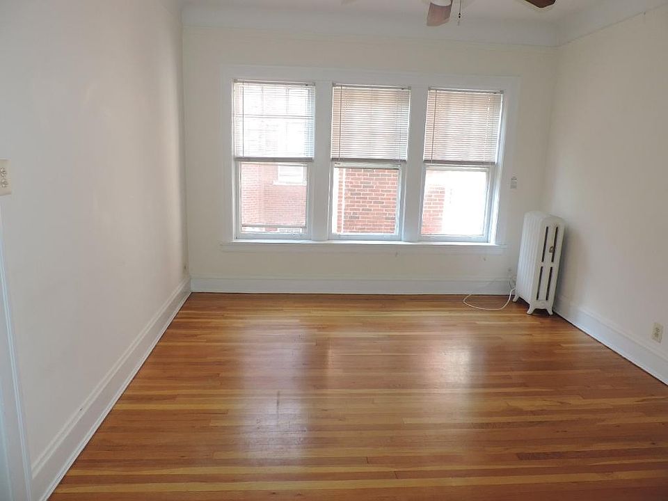 1st image of 735 Hinman Ave #2E-10