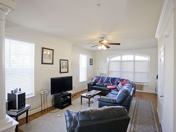 2nd image of 23215 Rainbow Arch Dr