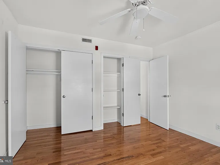 4307 Locust St #3 — Photo 16