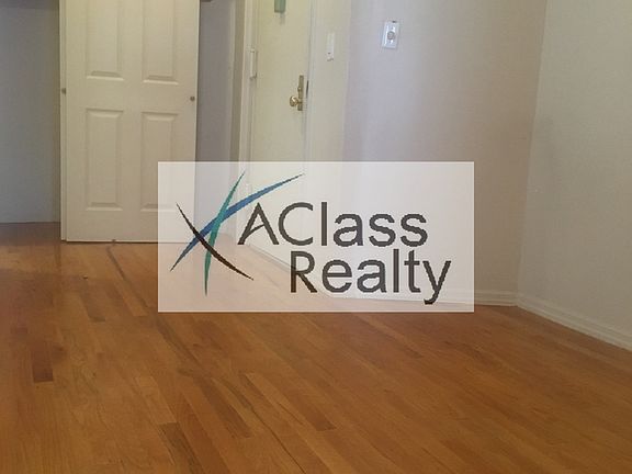 4th image of 3054 37th St