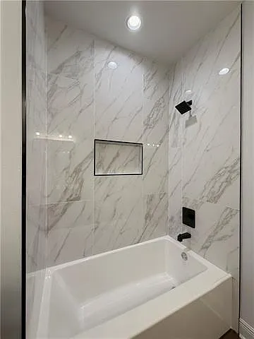 2756-2758 Gladiolus St #2756 — Photo 14