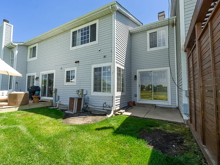 1174 Longford Rd — Photo 25
