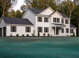260 Hunt Rd, Oakham, MA 01068