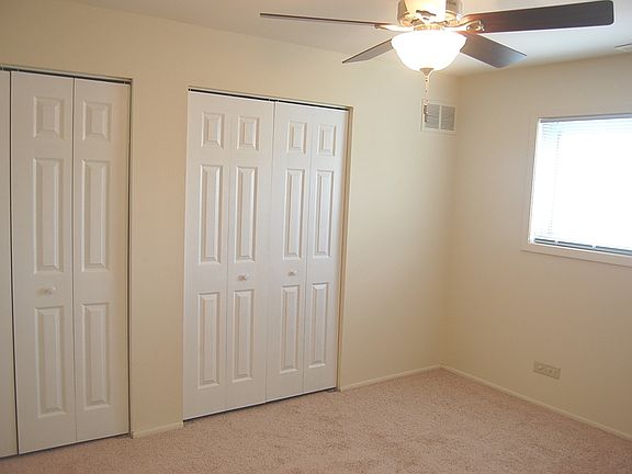 4th image of 228 Des Plaines Ave APT 301
