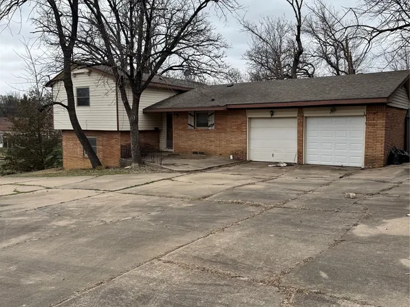 3023 W 53rd St, Tulsa, OK 74107