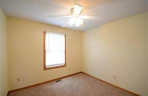 2nd image of 668 NE Clubhouse Dr