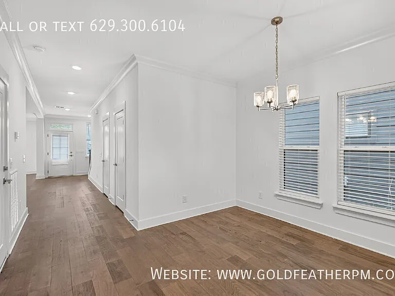253A Riverside Dr — Photo 19