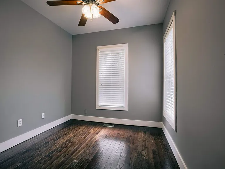 Summit St 788-790 MLR — Photo 17