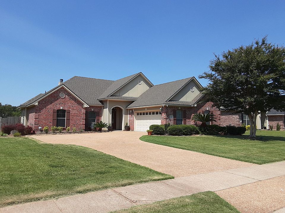 1st image of 420 Half Moon Ln
