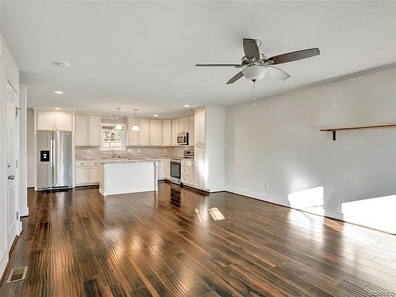5th image of 14219 Laketree Dr