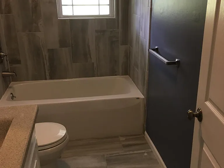 605 Belair Dr — Photo 8