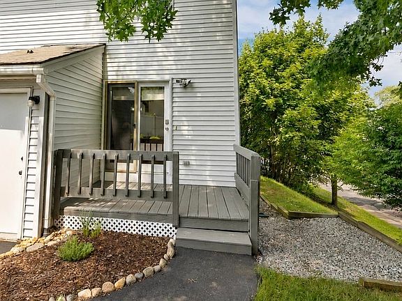 4th image of 55 Harrington Avenue