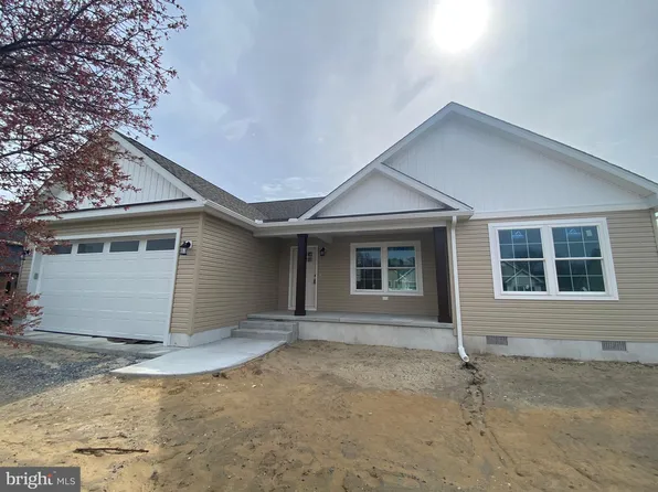 313 E 5th St, Seaford, DE 19973