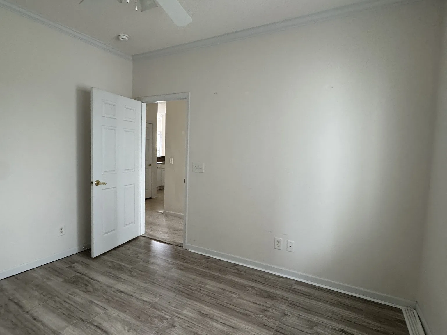 1534 Lanterns Rest Rd. 104 - 104 — Photo 2
