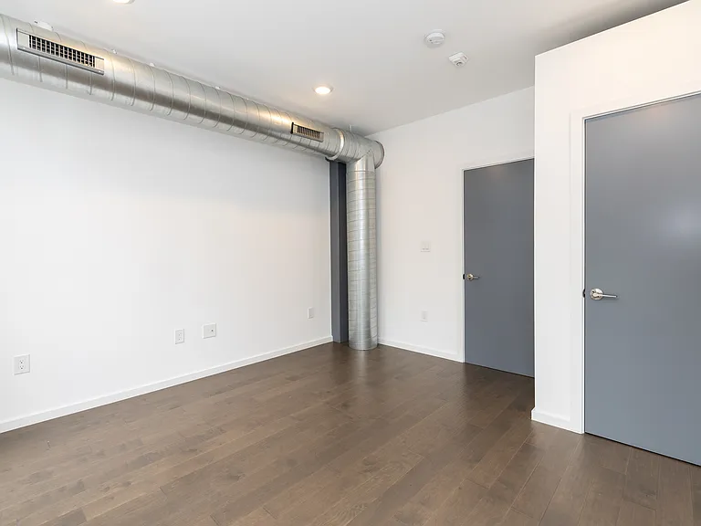 1520 N Marshall St #1 — Photo 12