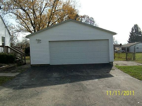 3rd image of 3534 Paris Dr