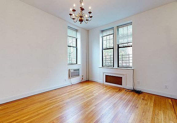4th image of 63 1st Pl APT 1