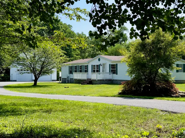 909 Edison Ave, Altoona, PA 16601