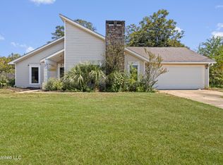 1808 Geerkin St, Pascagoula, MS 39581
