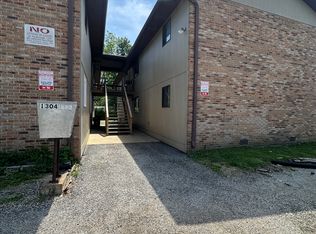 1304 Centreville Ave APT A, Belleville, IL 62220