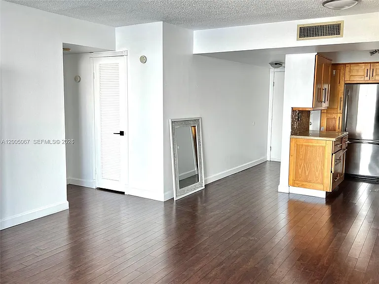 2841 NE 163rd St #1007 — Photo 8