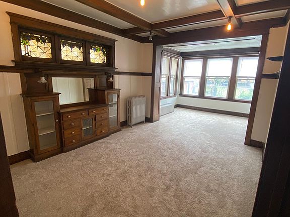 5th image of 6118 S Vernon Ave #1