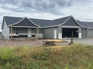 8361 Marlo Ave, Neenah, WI 54956