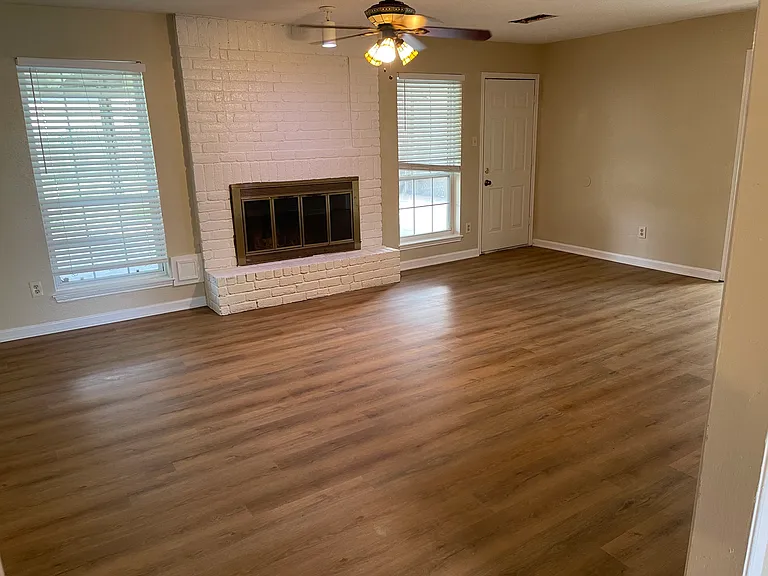 2914 Arrowhead Dr — Photo 4
