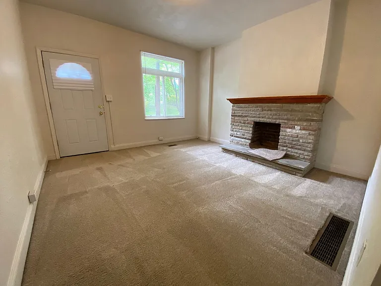 5444 Wilkins Ave — Photo 5