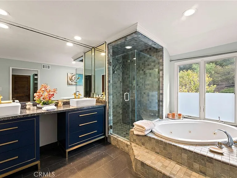 4007 Alta Mesa Studio Ctr — Photo 27