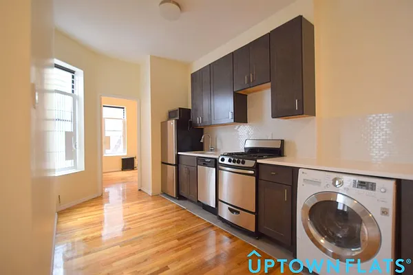 Rented by Uptown Flats LLC | media 11