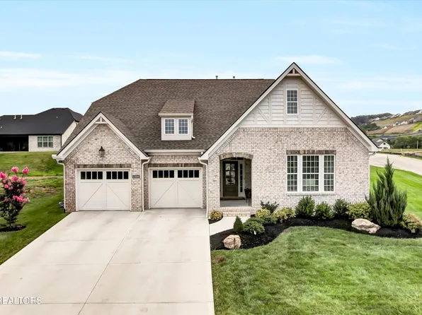 2204 Willow Leaf Ln, Knoxville, TN 37932