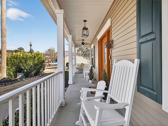 3rd image of 2064 Bancroft Ln