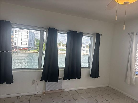3rd image of 8210 Byron Ave APT 25