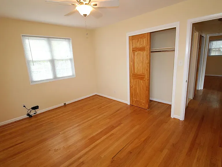 826 20th St S #2 — Photo 7