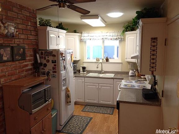 2nd image of 121 Coralie Way
