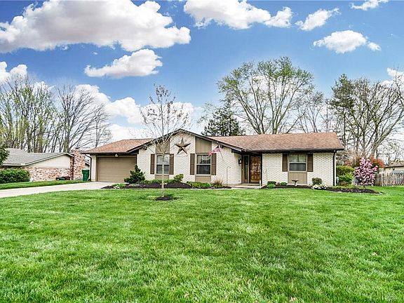 3rd image of 8740 Olde Farm Ln