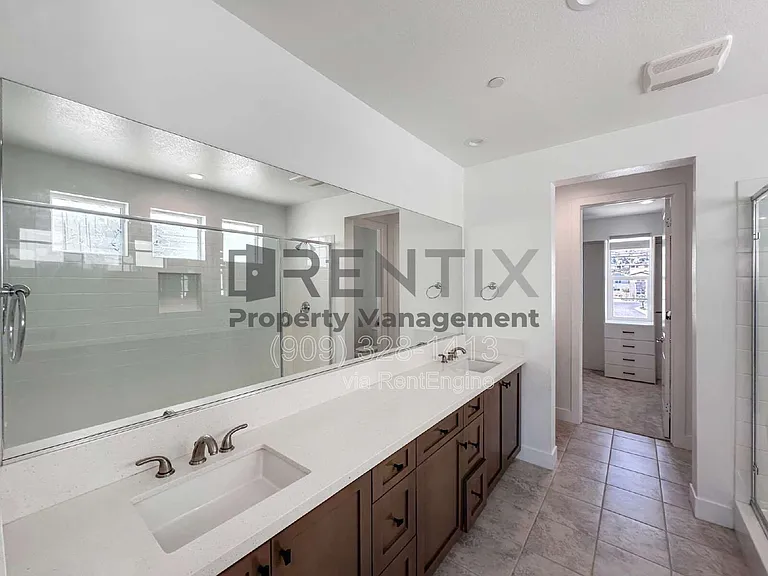19206 Blackthorn Dr — Photo 38
