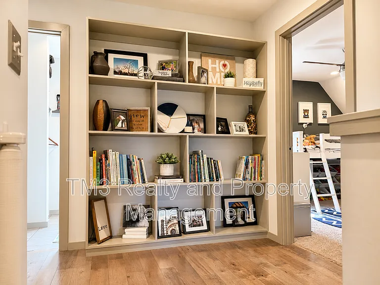 2436 Forest Ave — Photo 33