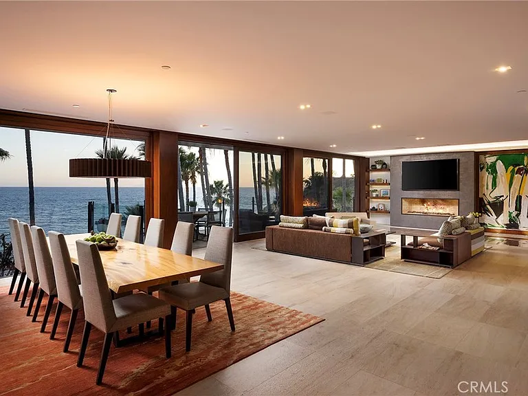 2495 Riviera Dr — Photo 12