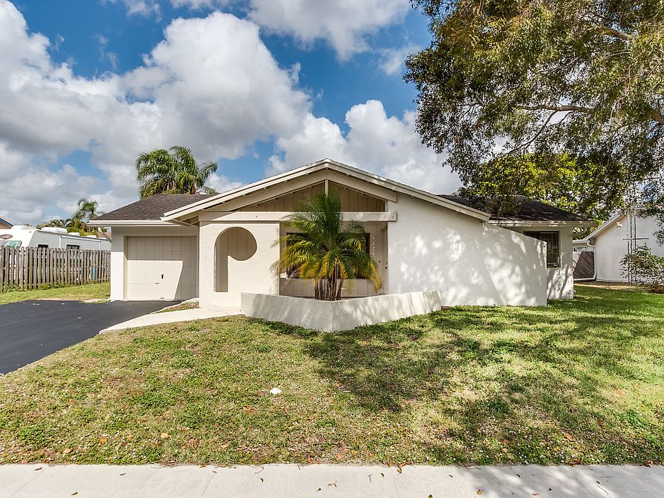 1st image of 5121 NW 26th Ct