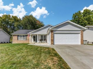 537 Pioneer Dr, Saint Peters, MO 63376