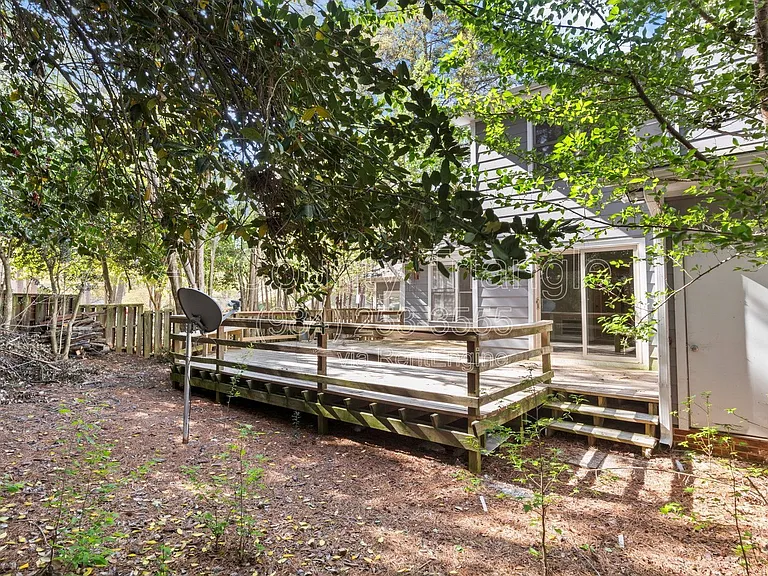 1619 Budwood Dr — Photo 31