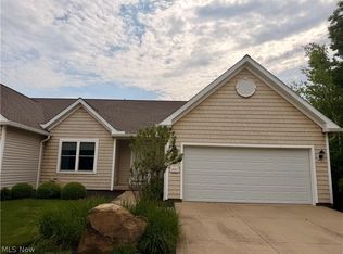 897 Stonewater Dr, Kent, OH 44240
